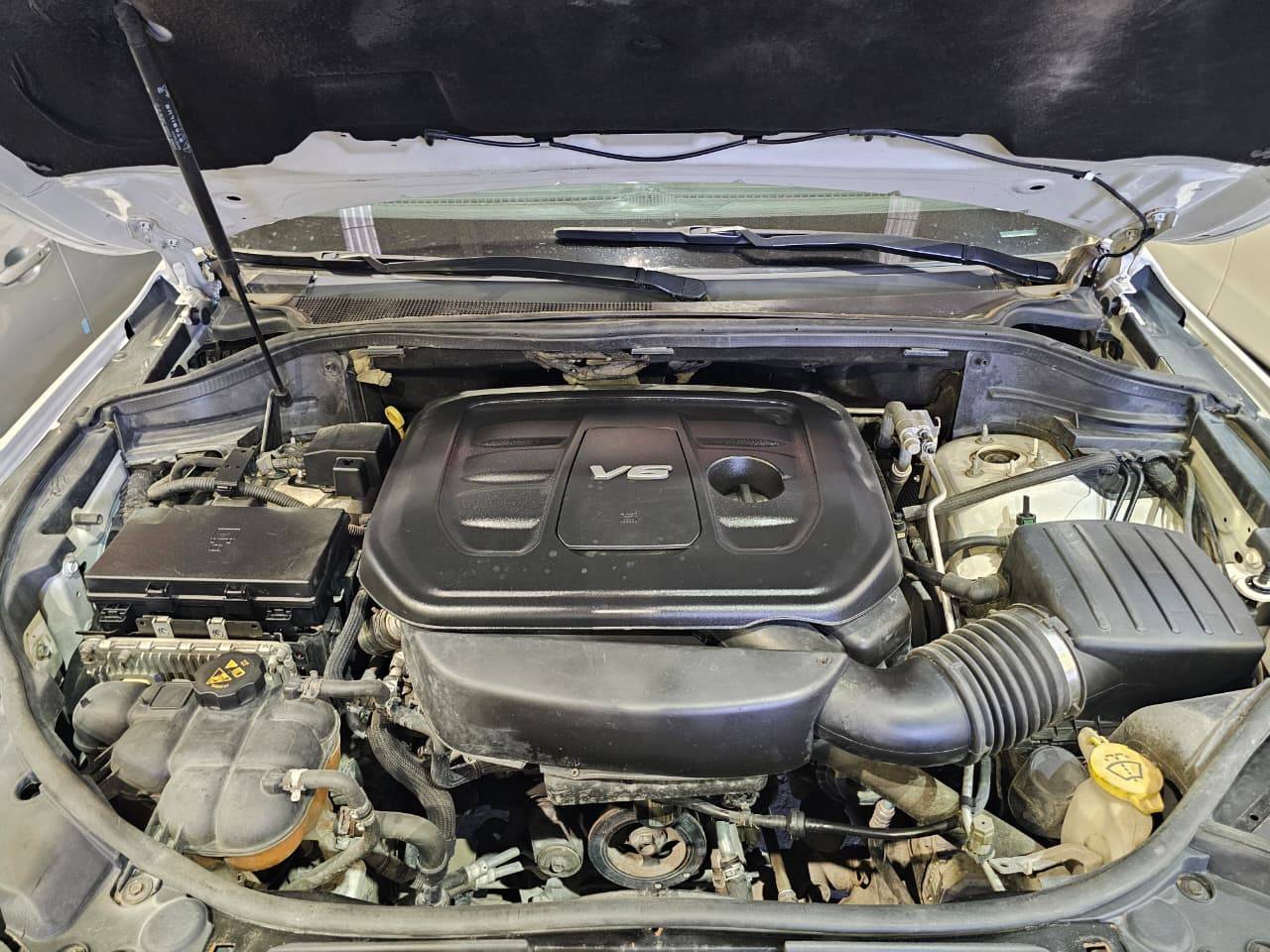 2019 JEEP GRAND CHEROKEE LAREDO — 95239 KM — Lot G2KC59760 — Main - Marhaba Auctions Used Cars - Image 12