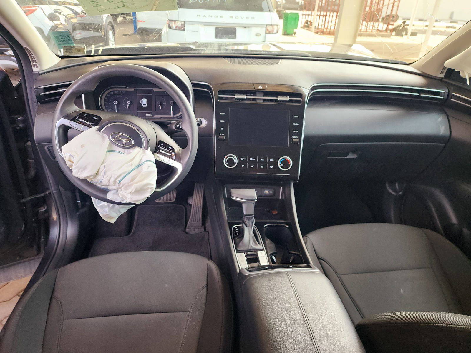 2022 HYUNDAI TUCSON — 38831 Miles — Lot 40492372 — Souq - Marhaba Auctions Used Cars - Image 7