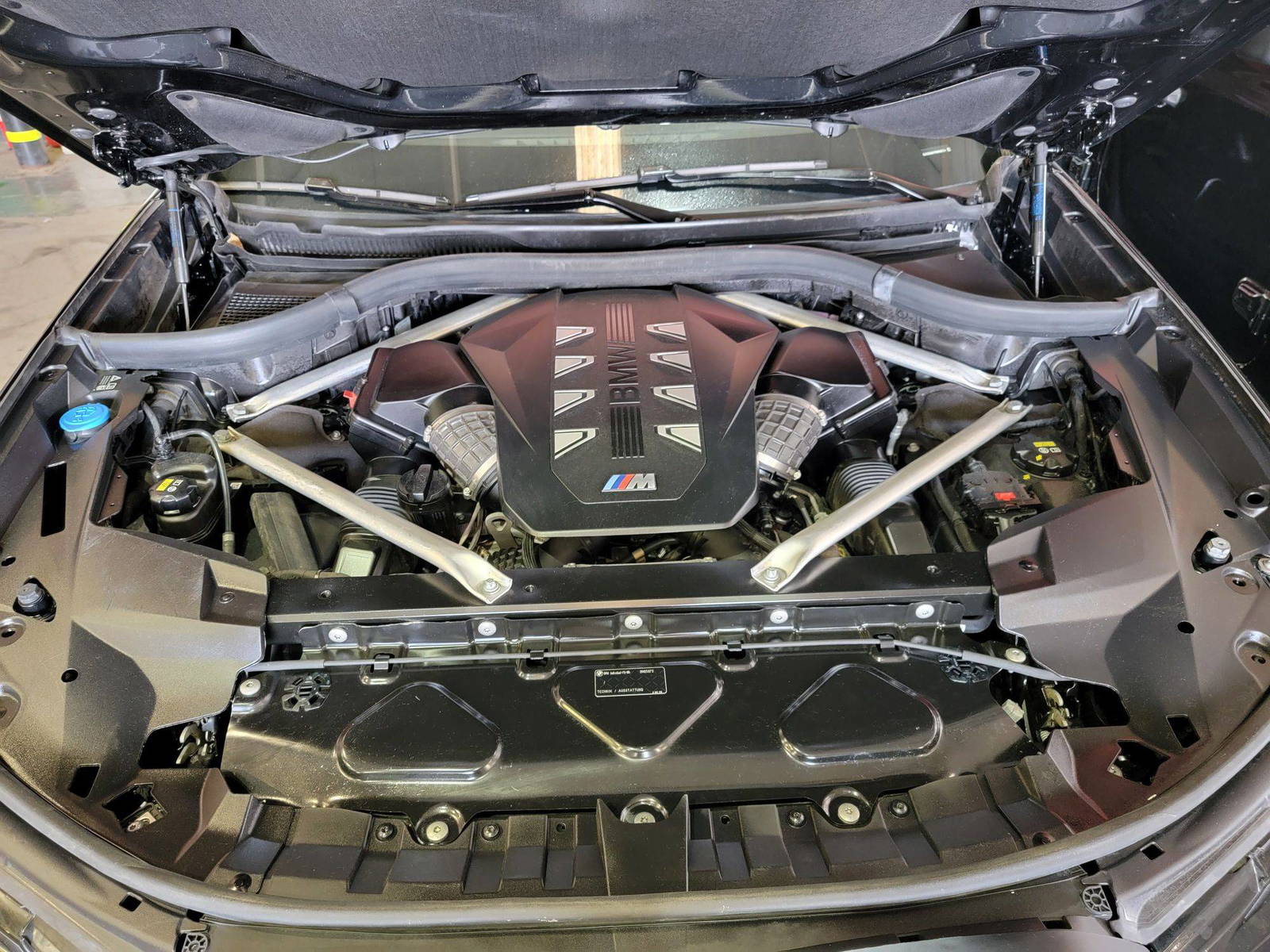 BMW X7 M60I 2023 - Marhaba Auction Used Cars - Image 13