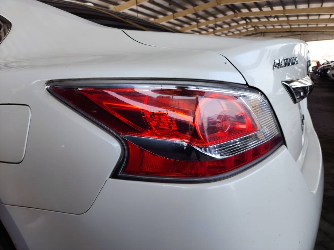 2015 NISSAN ALTIMA — 193877 Miles — Lot 78627 — Souq - Marhaba Auctions Used Cars - Image 12