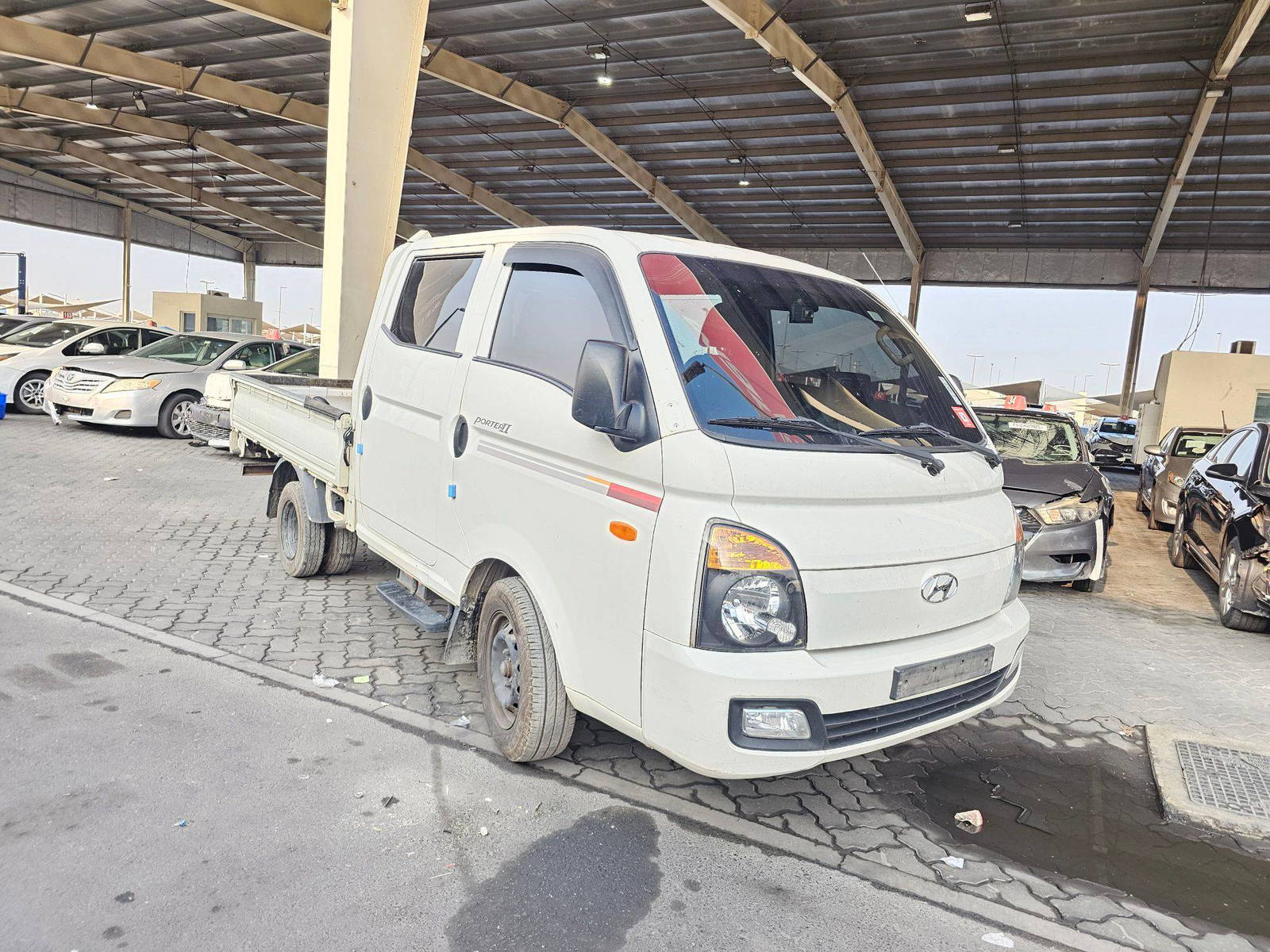 HYUNDAI PORTER 2 2018 - Marhaba Auction Used Cars - Image 4