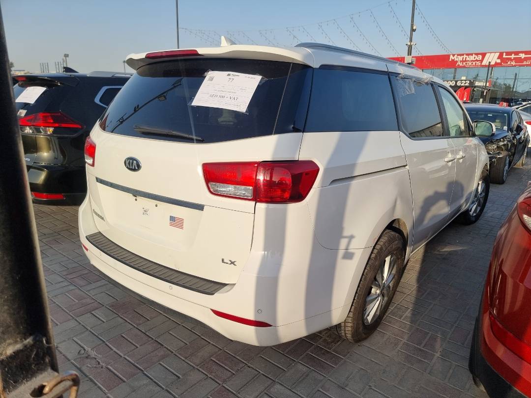 KIA SEDONA 2017 - Marhaba Auction Used Cars - Image 4