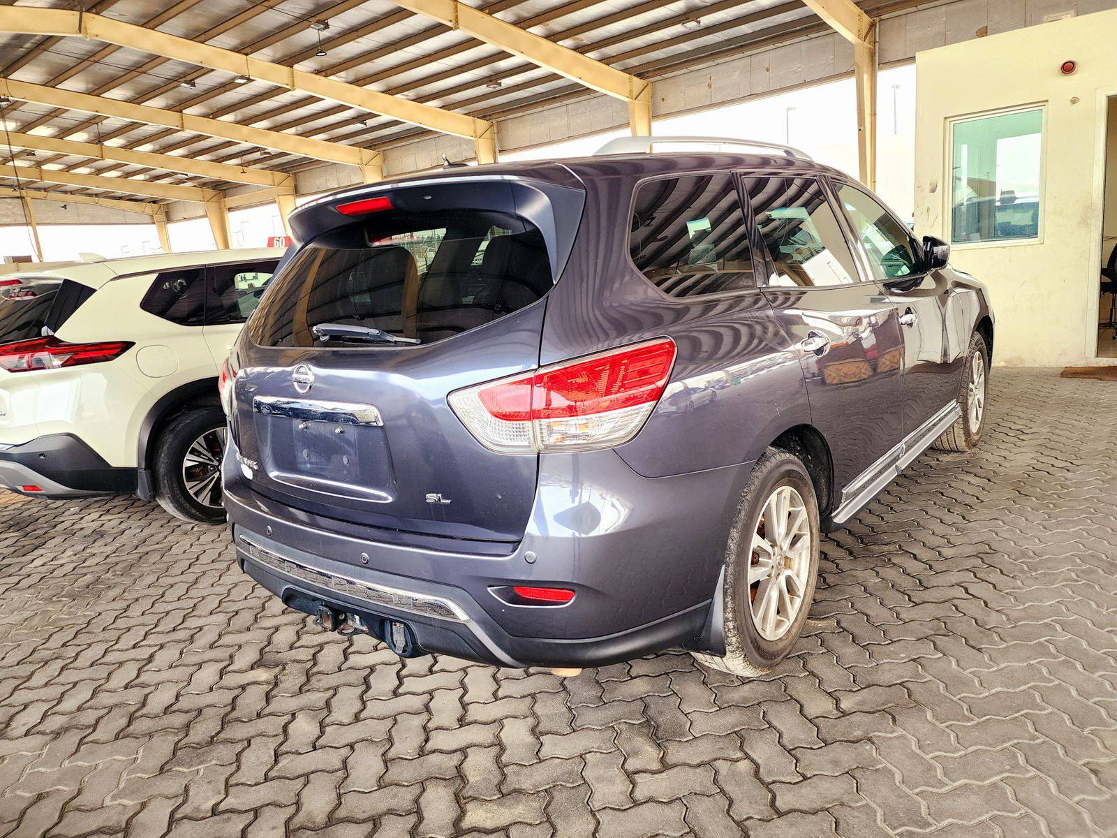 2014 NISSAN PATHFINDER — 187452 Miles — Lot 907011 — Souq - Marhaba Auctions Used Cars - Image 3