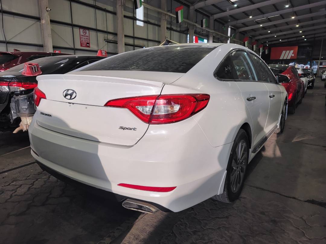 2015 HYUNDAI SONATA — 161717 Miles — Lot FH216772 — Main - Marhaba Auctions Used Cars - Image 3