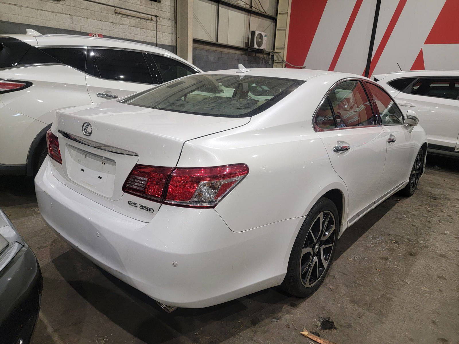 LEXUS ES 350 2011 - Marhaba Auction Used Cars - Image 5