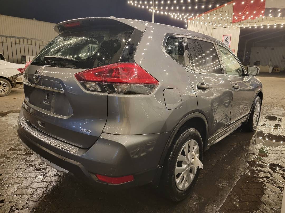 2019 NISSAN ROGUE — 160886 Miles — Lot C735335 - Marhaba Auctions Used Cars - Image 4