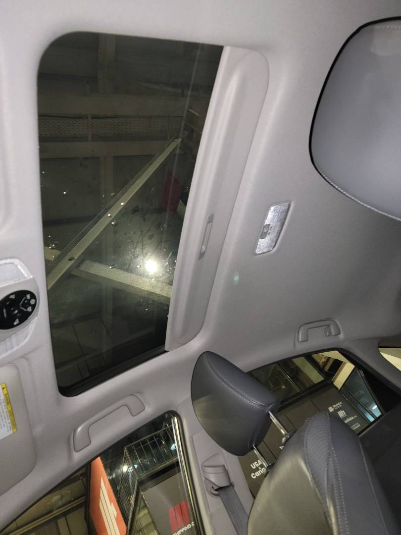 2010 TOYOTA PRIUS — 240949 Miles — Lot 38182244 - Marhaba Auctions Used Cars - Image 9