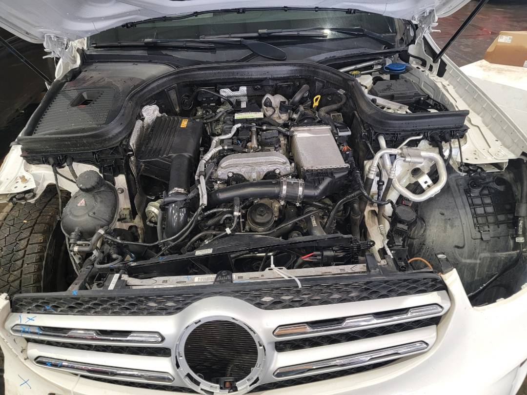 2019 MERCEDES BENZ GLC-300 — 40483 Miles — Lot KV197003 — Main - Marhaba Auctions Used Cars - Image 12