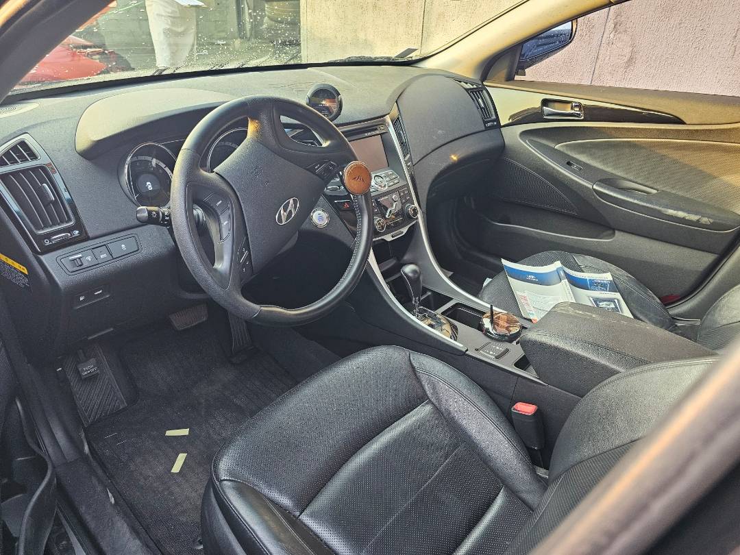 2011 HYUNDAI SONATA — 145944 KM — Lot 243936 — Main - Marhaba Auctions Used Cars - Image 7