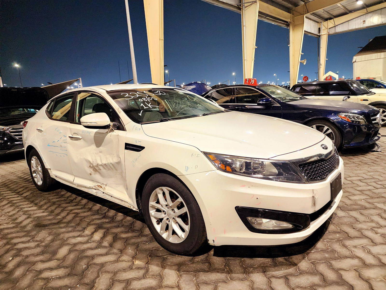 2013 KIA OPTIMA — 162072 Miles — Lot 73D5325530 — Souq - Marhaba Auctions Used Cars - Image 4