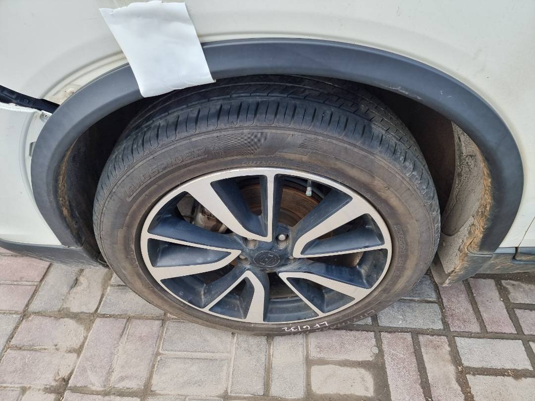 NISSAN ROGUE 2017 - Marhaba Auction Used Cars - Image 10