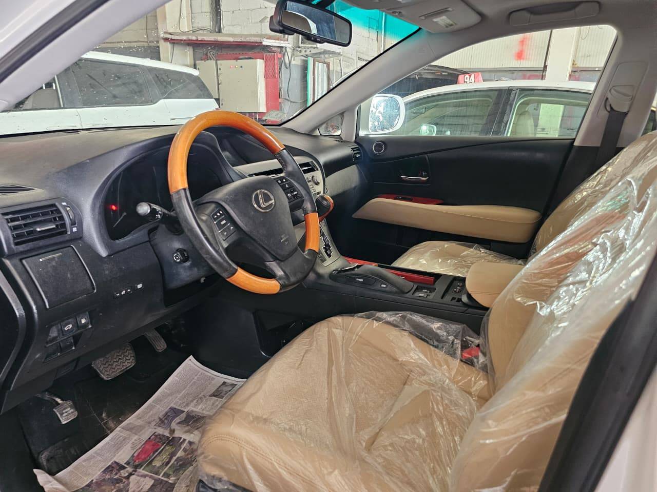 2011 LEXUS RX 350 — 84289 Miles — Lot BC100047 — Main - Marhaba Auctions Used Cars - Image 8