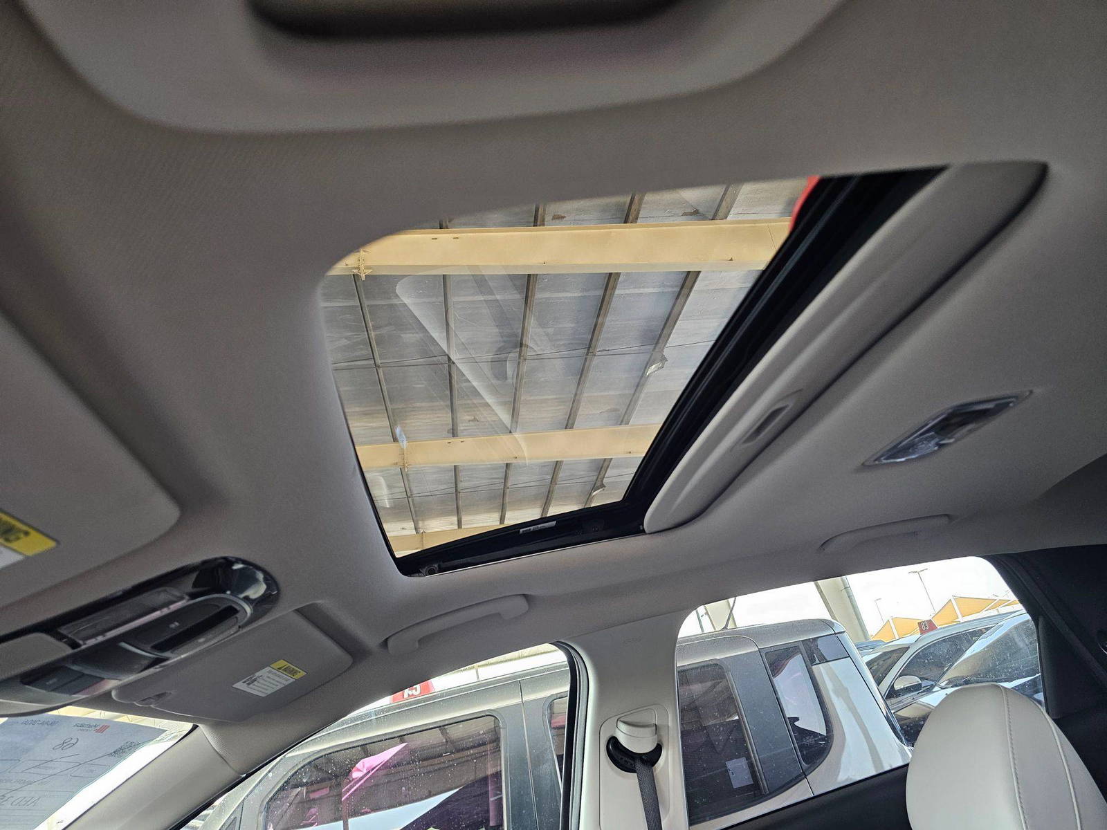 HYUNDAI TUCSON 2023 - Marhaba Auction Used Cars - Image 8