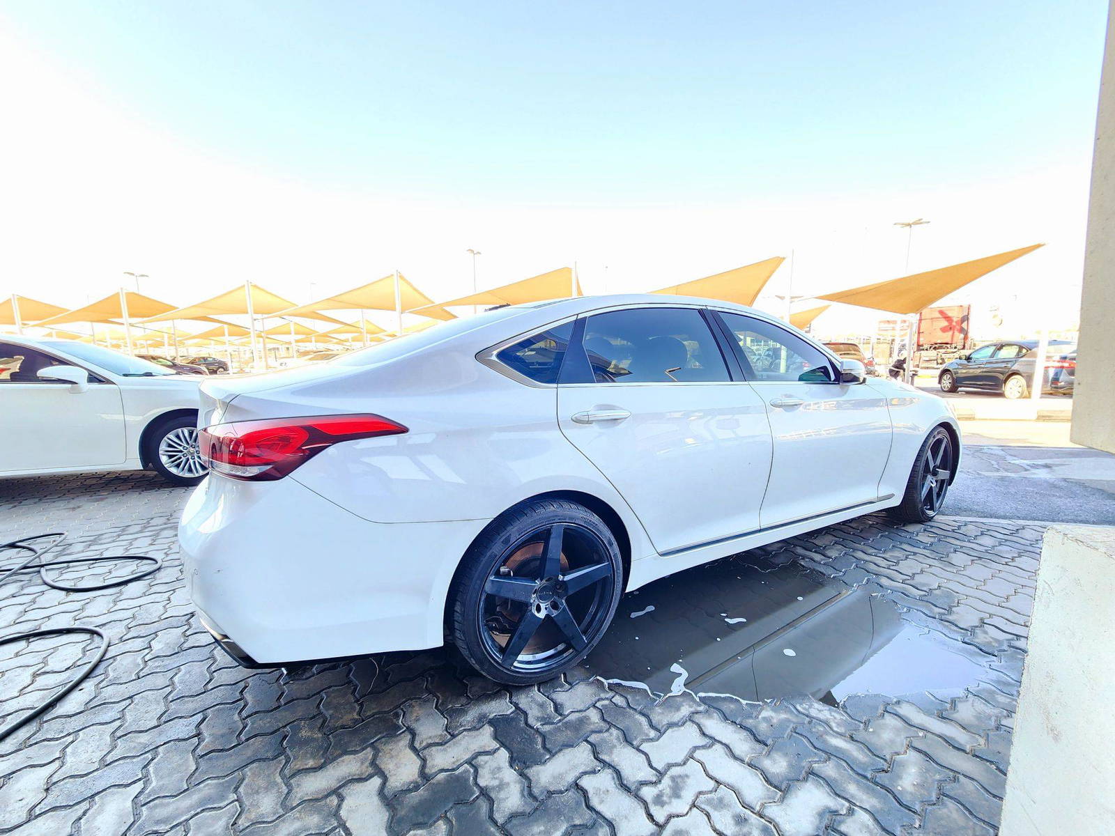 2018 GENESIS G80 — 117104 Miles — Lot 40254956 — Souq - Marhaba Auctions Used Cars - Image 4