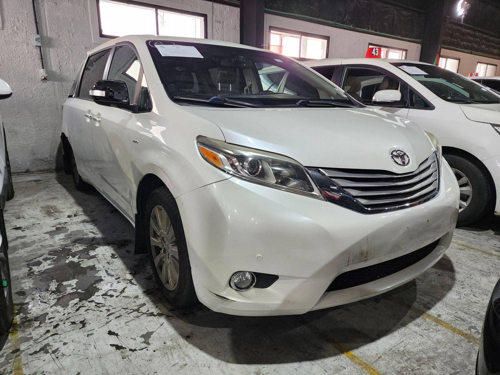 2016 TOYOTA SIENNA — 175926 KM — Lot DC1GS128918 — Ind. 12 - Marhaba Auctions Used Cars - Image 4