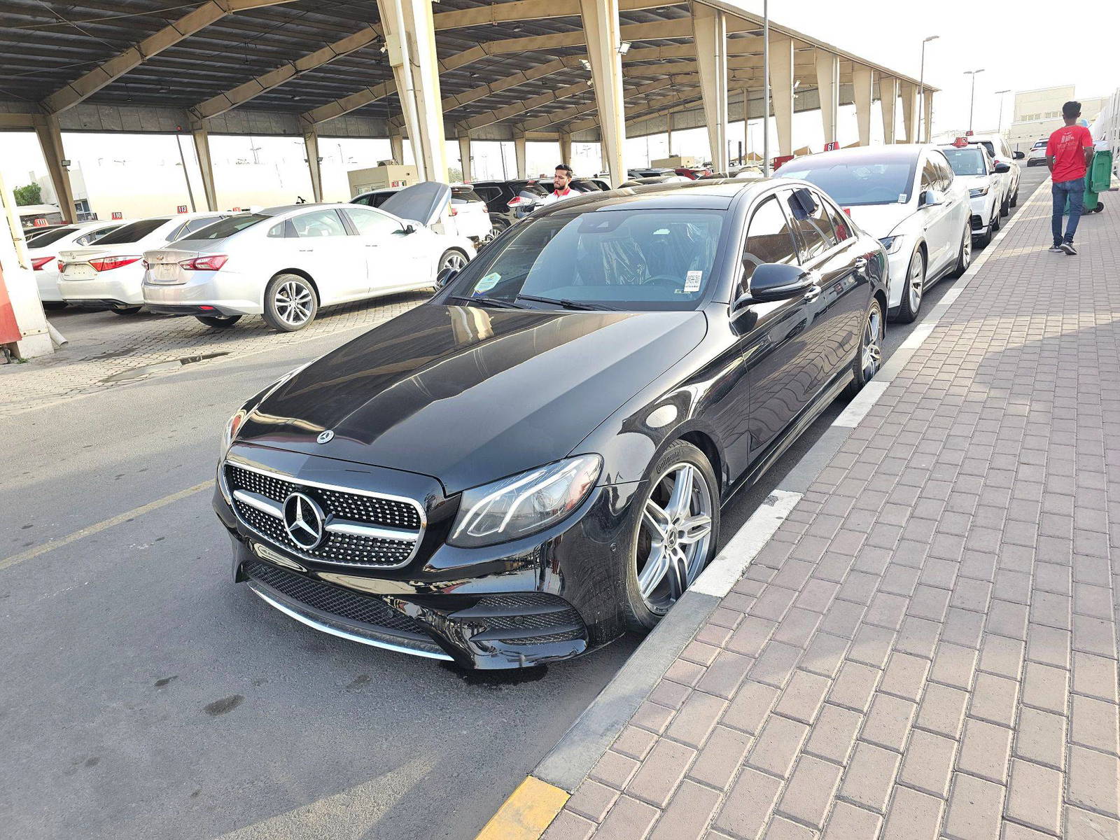 MERCEDES BENZ E-300 2018 - Marhaba Auction Used Cars - Image 5