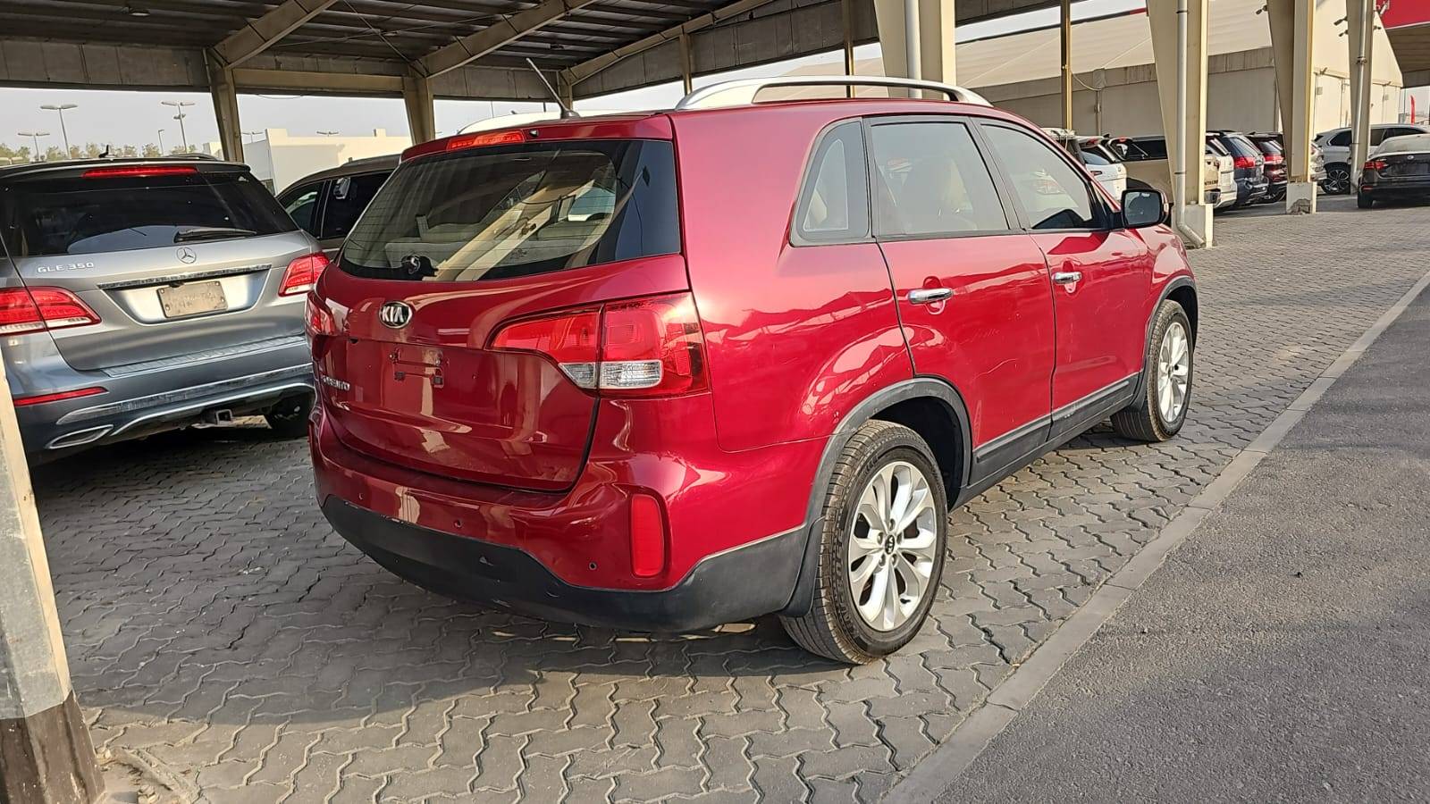 2014 KIA SORENTO — 205740 KM — Lot 487712 — Souq - Marhaba Auctions Used Cars - Image 7