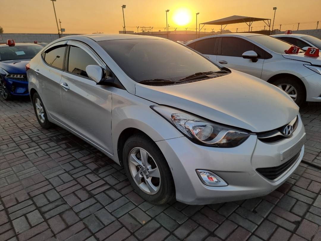 2012 HYUNDAI AVANTE — 127365 KM — Lot 215487 — Ind. 12 - Marhaba Auctions Used Cars - Image 3