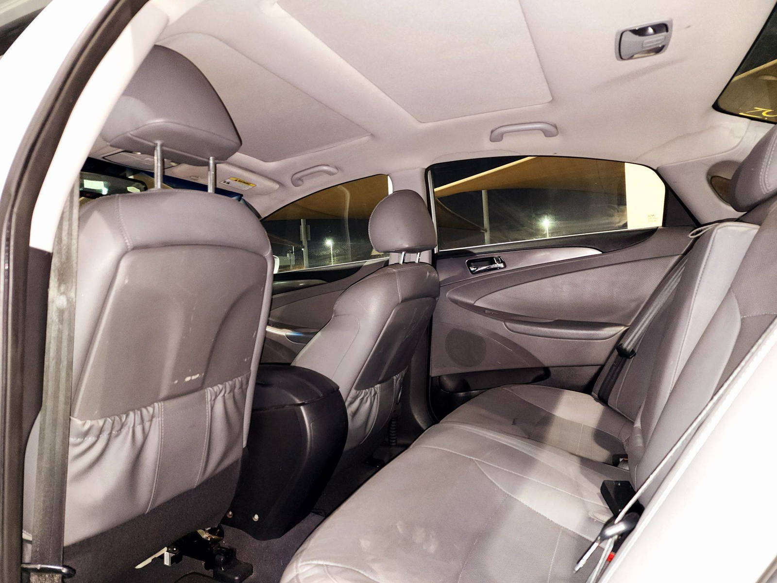 2015 HYUNDAI SONATA — 220534 Miles — Lot 40478492 — Souq - Marhaba Auctions Used Cars - Image 6
