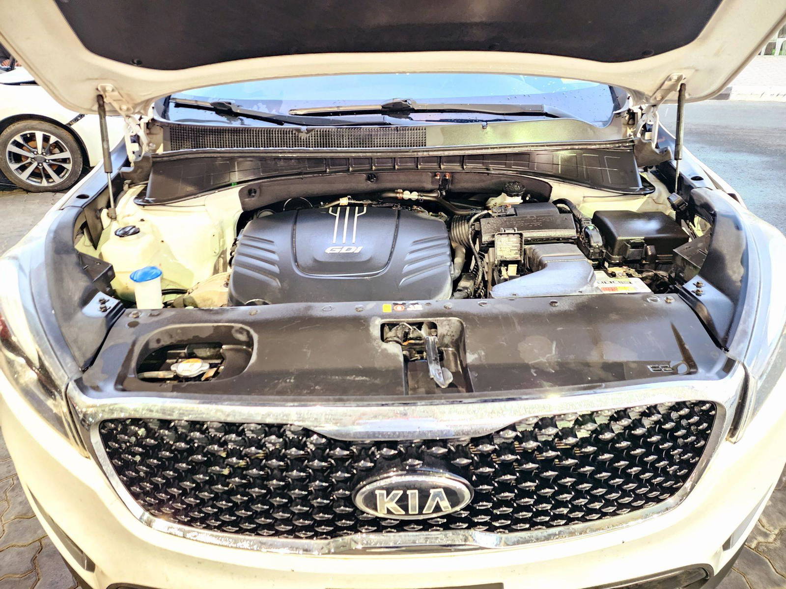 2017 KIA SORENTO — 128616 Miles — Lot 36567 — Souq - Marhaba Auctions Used Cars - Image 12