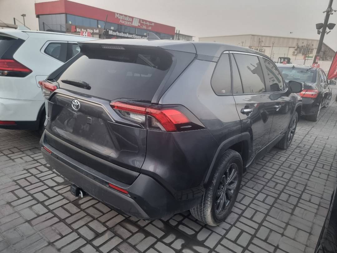 2025 TOYOTA RAV4 — 8076 KM — Lot D188241 — Ind. 12 - Marhaba Auctions Used Cars - Image 5