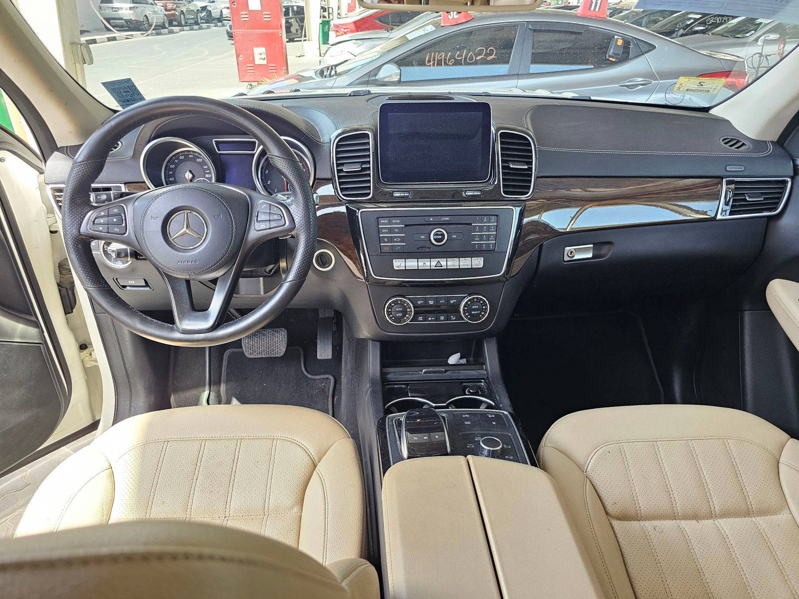 2017 MERCEDES BENZ GLS 450 — 118097 Miles — Lot 88783095 — Souq - Marhaba Auctions Used Cars - Image 7