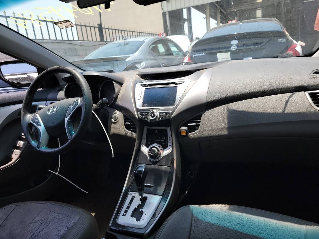 2012 HYUNDAI ELANTRA — 194177 Miles — Lot 41649584 - Marhaba Auctions Used Cars - Image 5