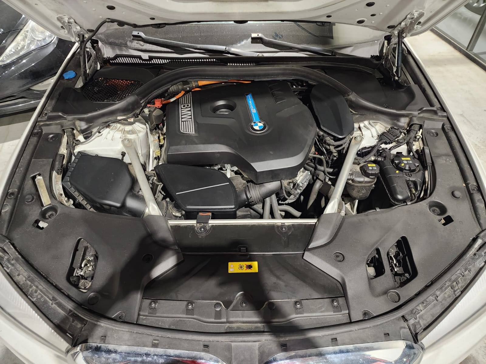 2019 BMW 5 SERIES 530E — 22000 Miles — Lot 67707905 — Al Quoz - Marhaba Auctions Used Cars - Image 12