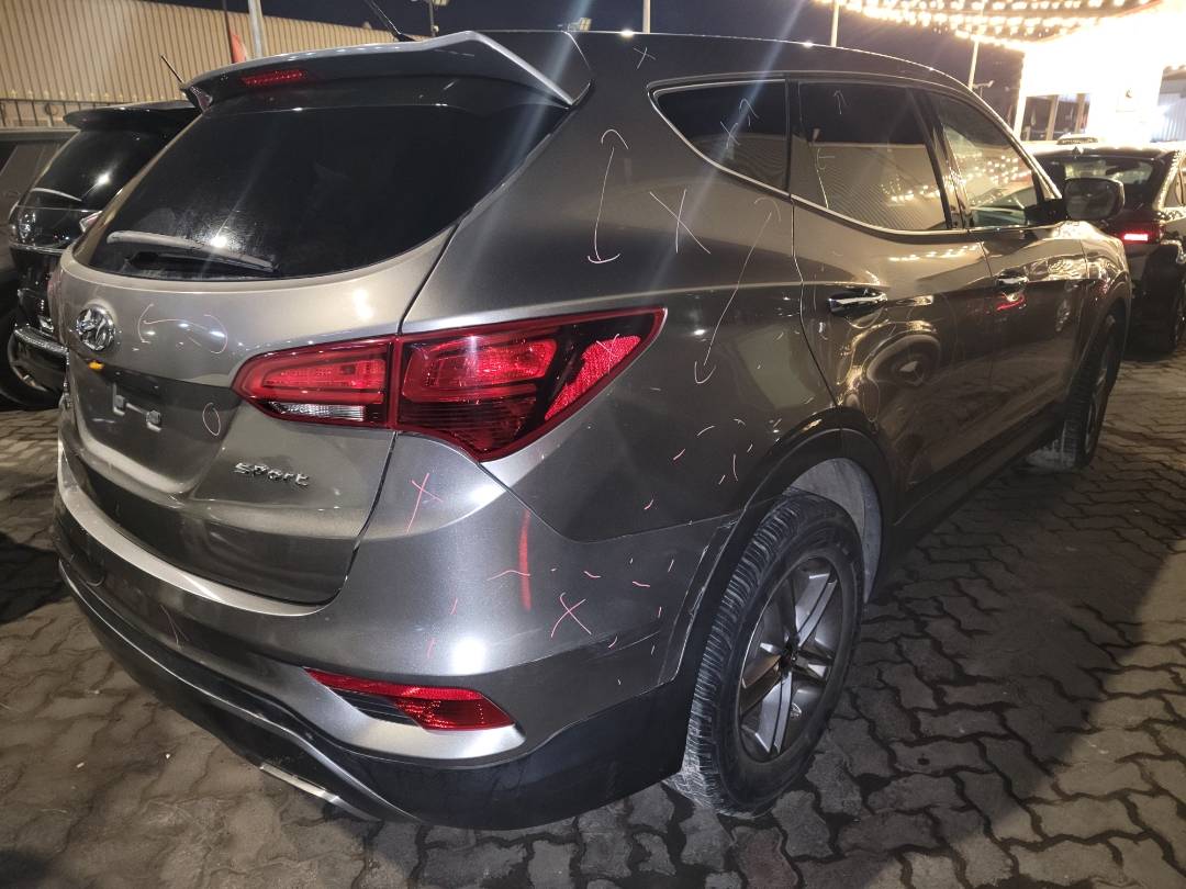 2018 HYUNDAI SANTA FE SPORT — 95411 Miles — Lot 76786823 - Marhaba Auctions Used Cars - Image 3