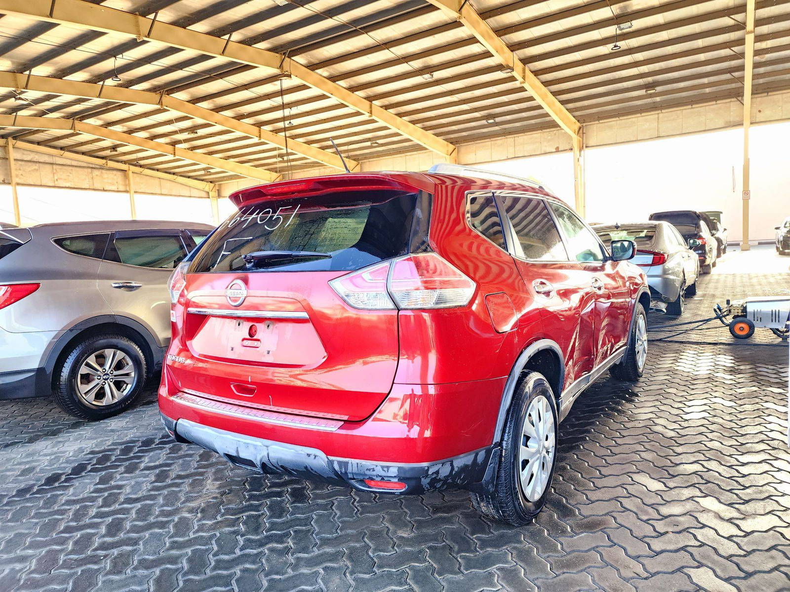 2016 NISSAN ROGUE — 134633 Miles — Lot 66969154 — Souq - Marhaba Auctions Used Cars - Image 3