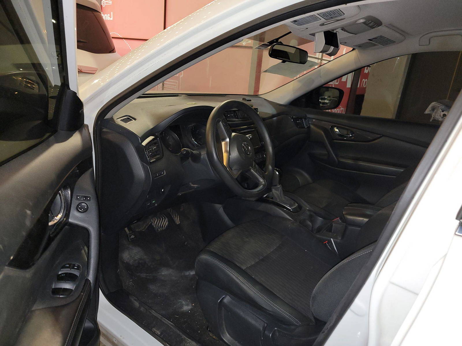 NISSAN ROGUE 2018 - Marhaba Auction Used Cars - Image 7