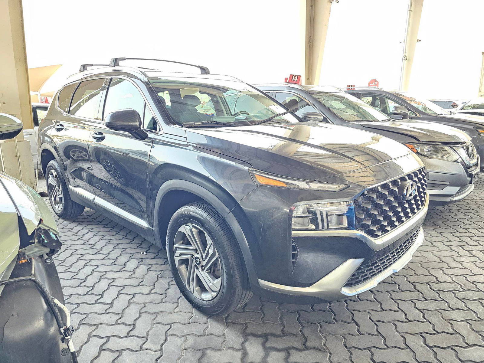 2022 HYUNDAI SANTA FE — 79186 KM — Lot 4NH402533 — Souq - Marhaba Auctions Used Cars - Image 4