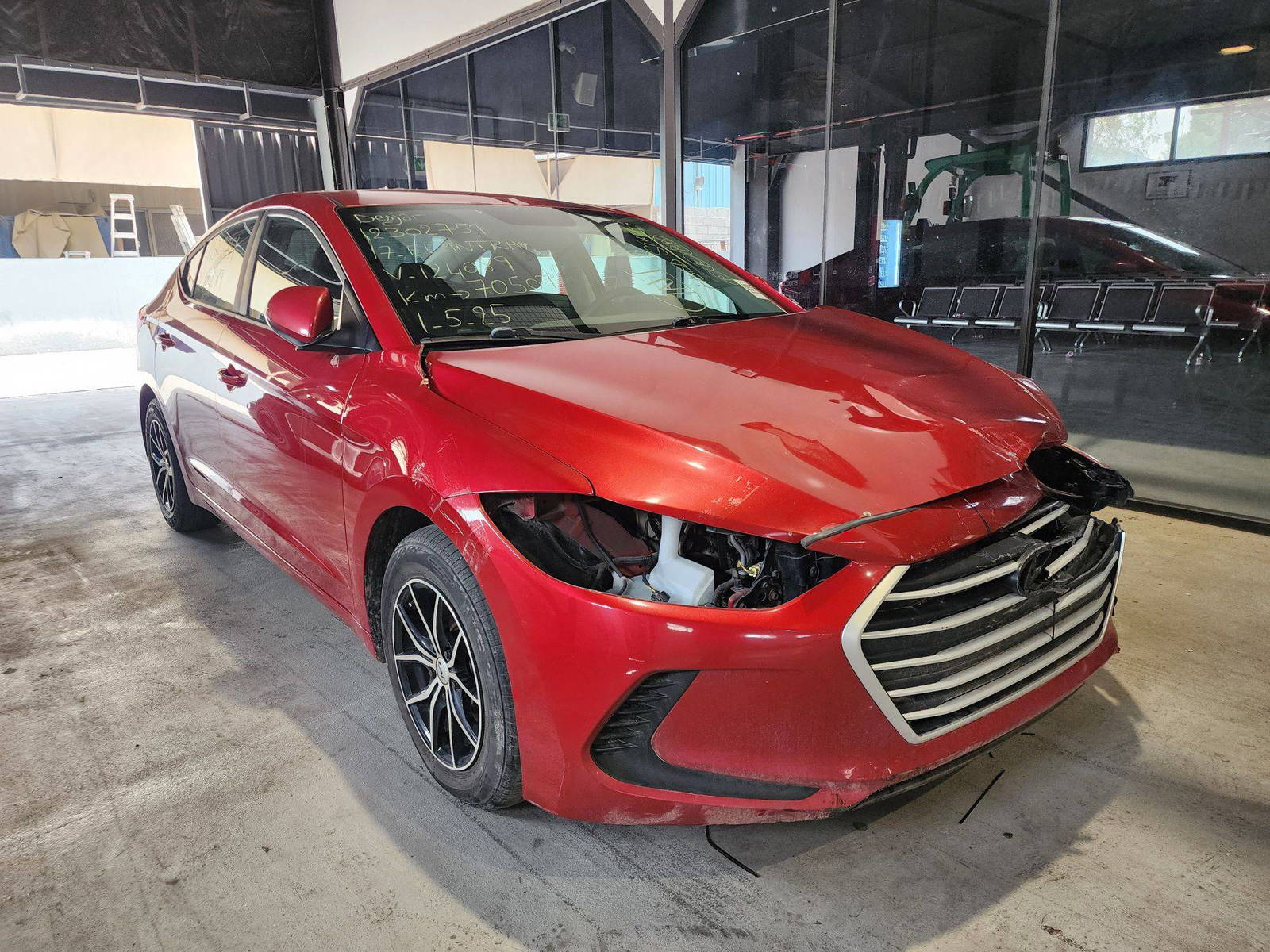 2017 HYUNDAI ELANTRA — 70507 KM — Lot 124089 — Al Quoz - Marhaba Auctions Used Cars - Image 5
