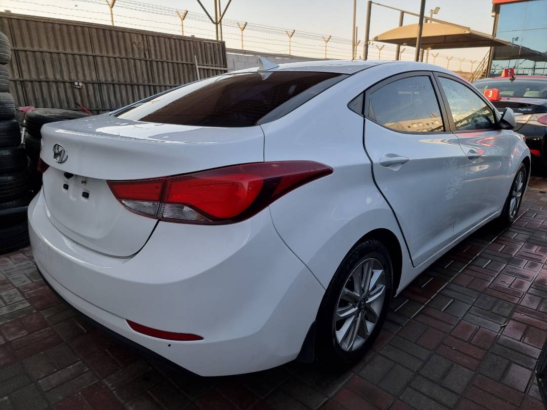 2015 HYUNDAI ELANTRA — 205394 KM — Lot 215487 — Ind. 12 - Marhaba Auctions Used Cars - Image 5