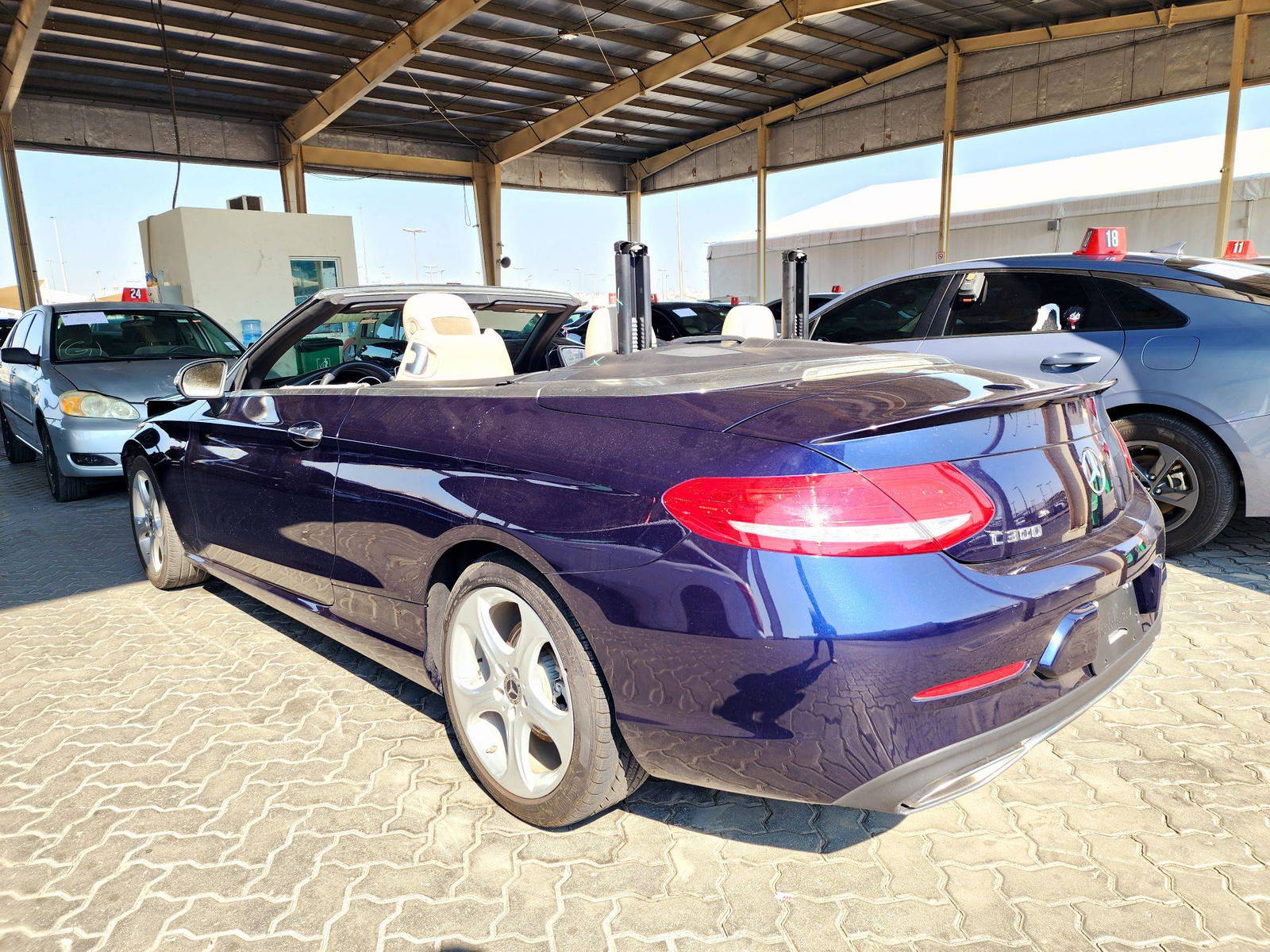 2017 MERCEDES BENZ C300 — 34925 Miles — Lot 67727204 — Souq - Marhaba Auctions Used Cars - Image 3
