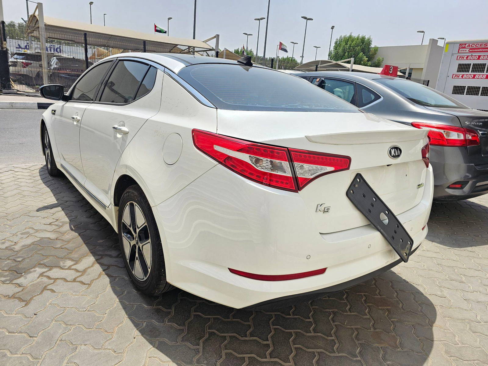 2012 KIA K5 — 259263 KM — Lot 006956 — Souq - Marhaba Auctions Used Cars - Image 4