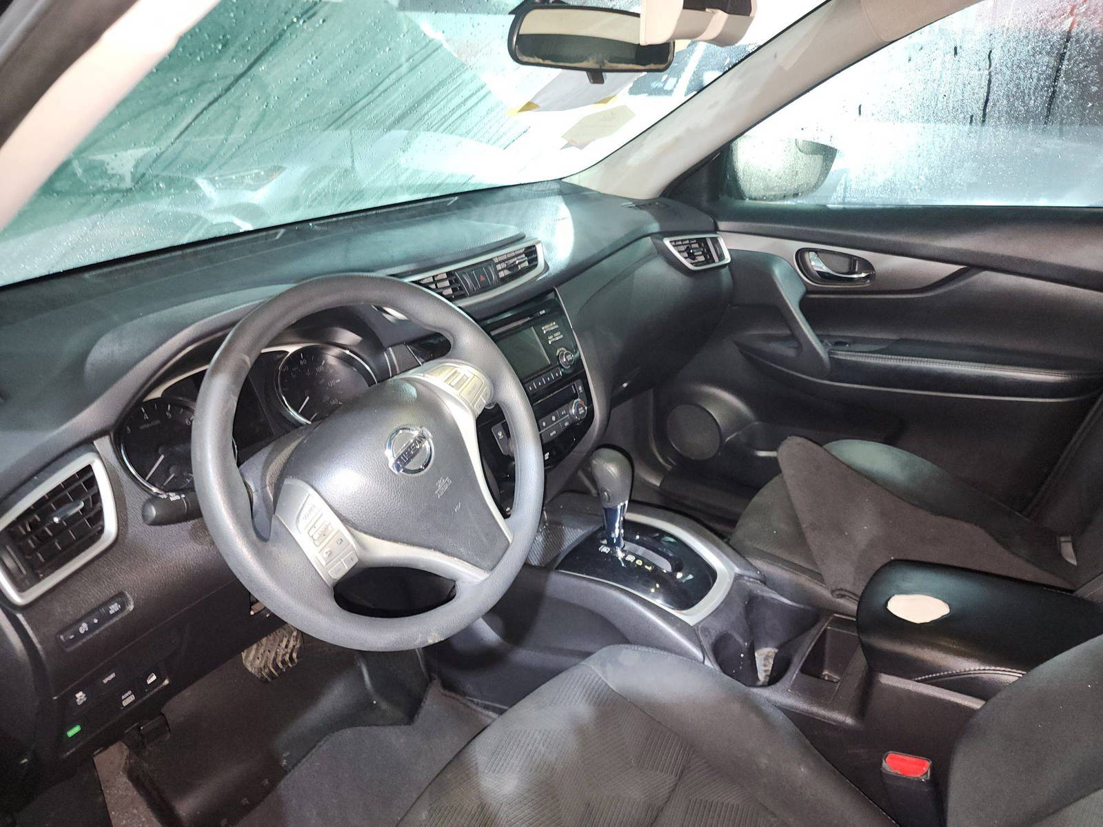 NISSAN ROGUE 2015 - Marhaba Auction Used Cars - Image 8