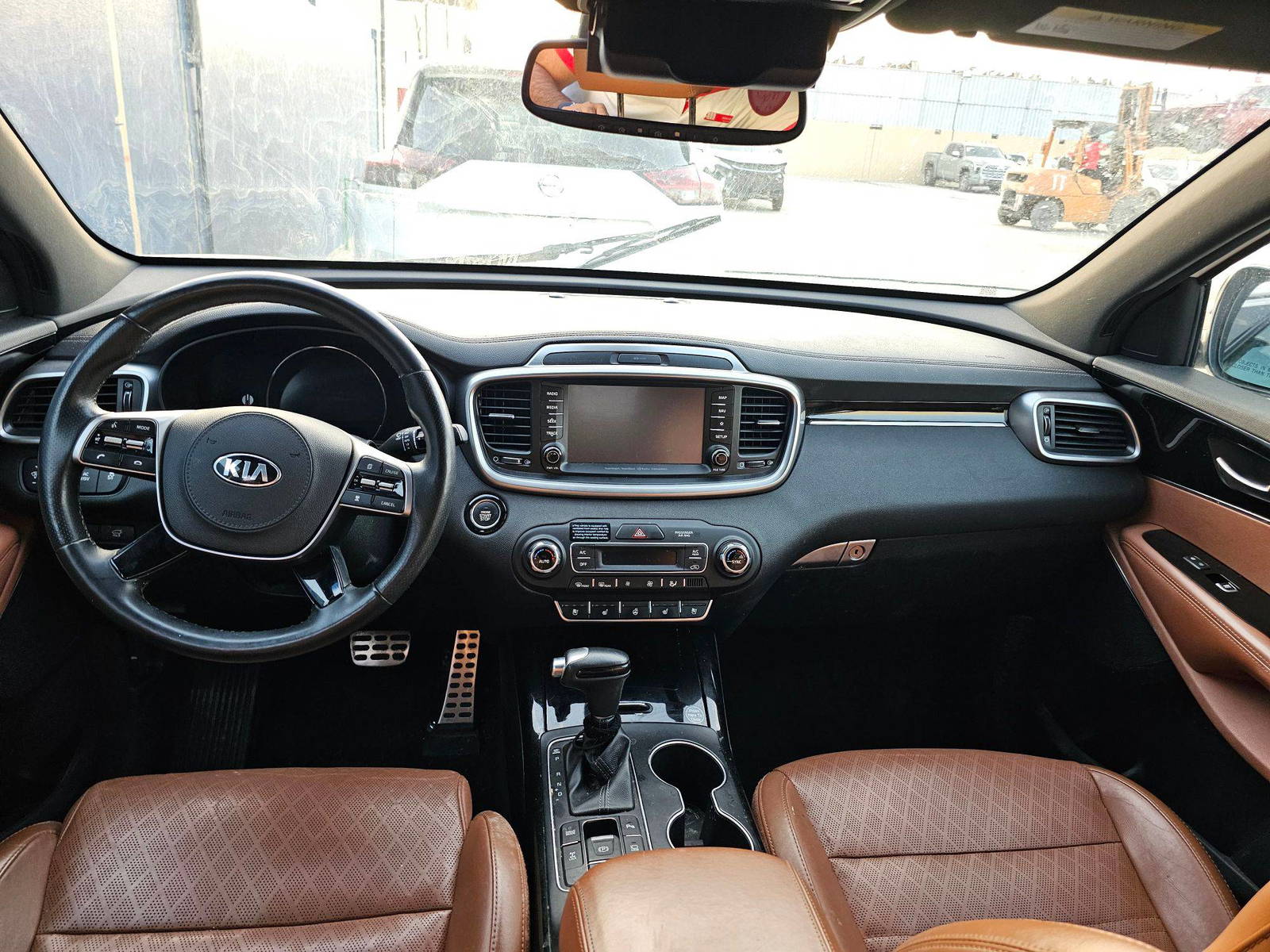 2019 KIA SORENTO — 103998 Miles — Lot A57KG504102 — Main - Marhaba Auctions Used Cars - Image 8