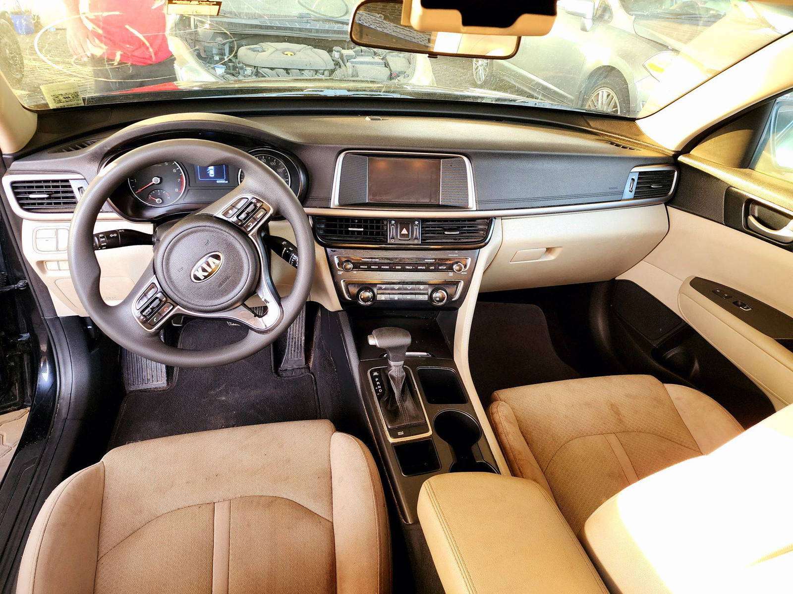 2018 KIA OPTIMA — 69999 Miles — Lot 43851454 — Souq - Marhaba Auctions Used Cars - Image 6
