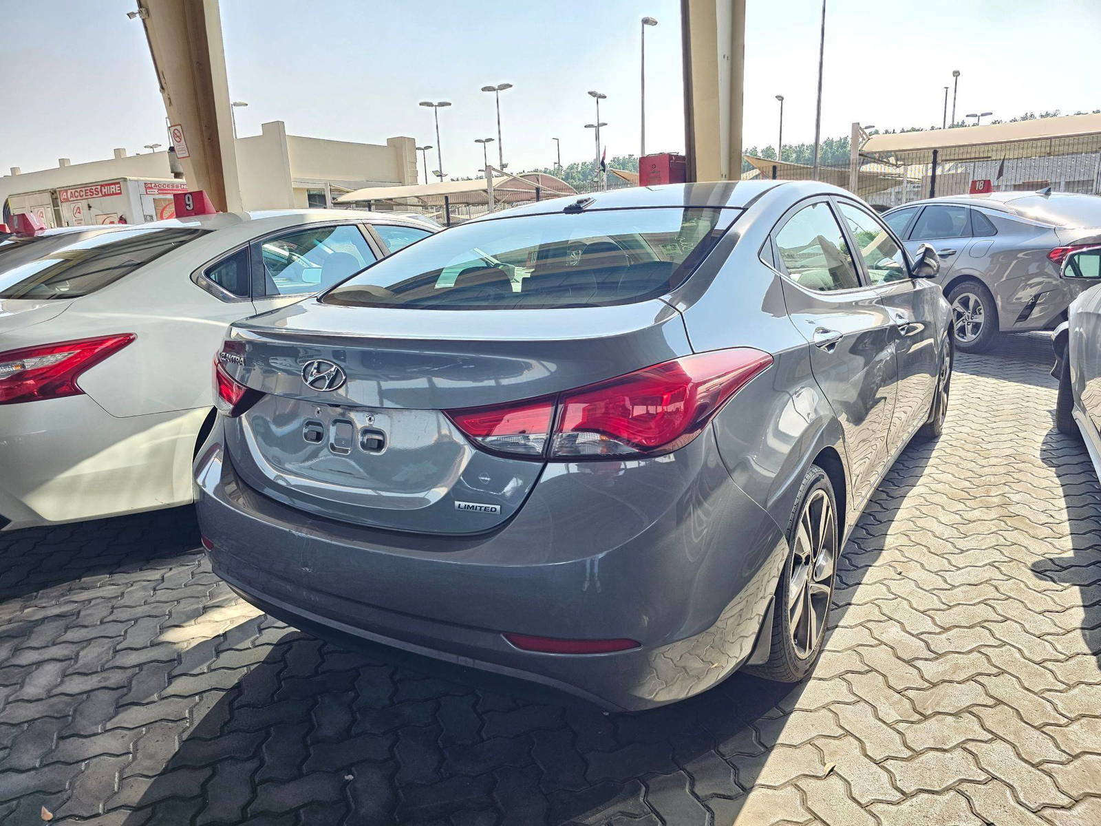 2014 HYUNDAI ELANTRA — 142152 Miles — Lot 349318 — Souq - Marhaba Auctions Used Cars - Image 4