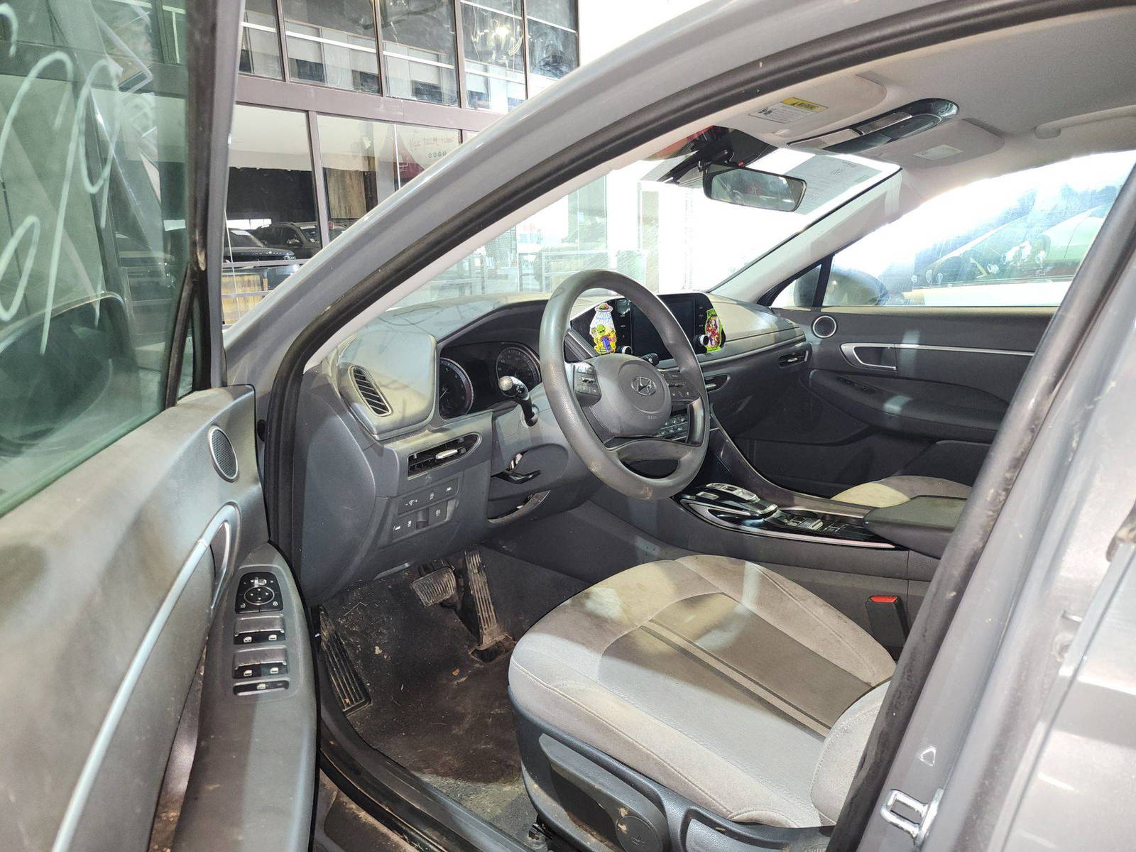 HYUNDAI SONATA 2021 - Marhaba Auction Used Cars - Image 9