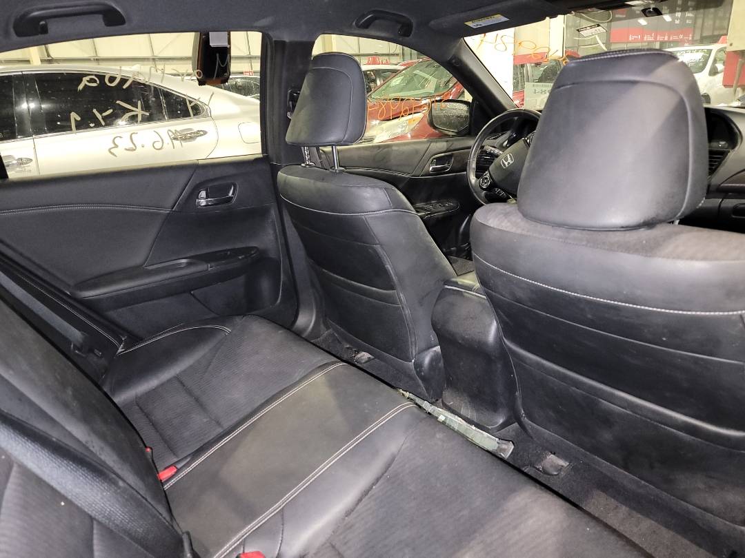 2017 HONDA ACCORD — 182024 Miles — Lot 37642984 - Marhaba Auctions Used Cars - Image 5