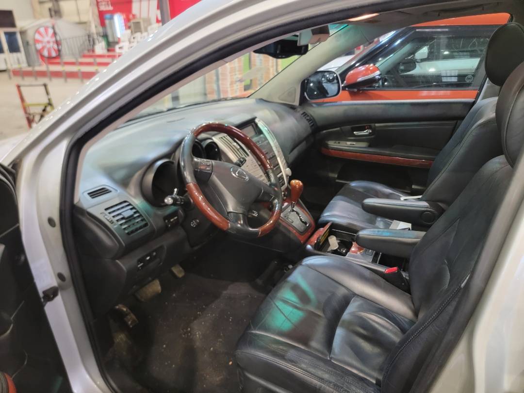 2005 LEXUS RX 330 — 151830 Miles — Lot 650095185 — Main - Marhaba Auctions Used Cars - Image 8