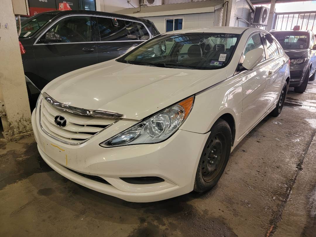 2011 HYUNDAI SONATA — 118613 Miles — Lot 64151664 — Main - Marhaba Auctions Used Cars - Image 5