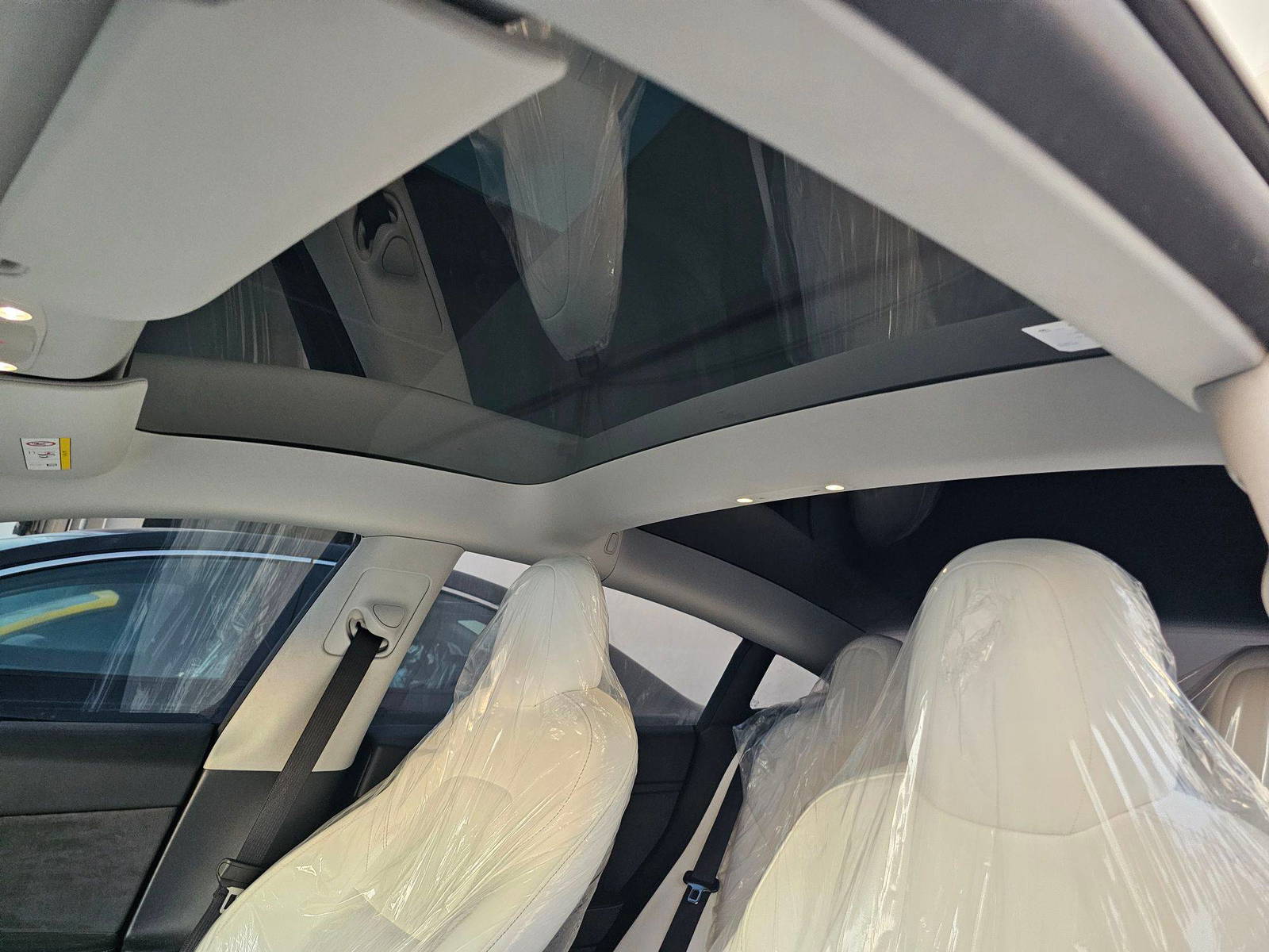 TESLA MODEL 3 2021 - Marhaba Auction Used Cars - Image 10