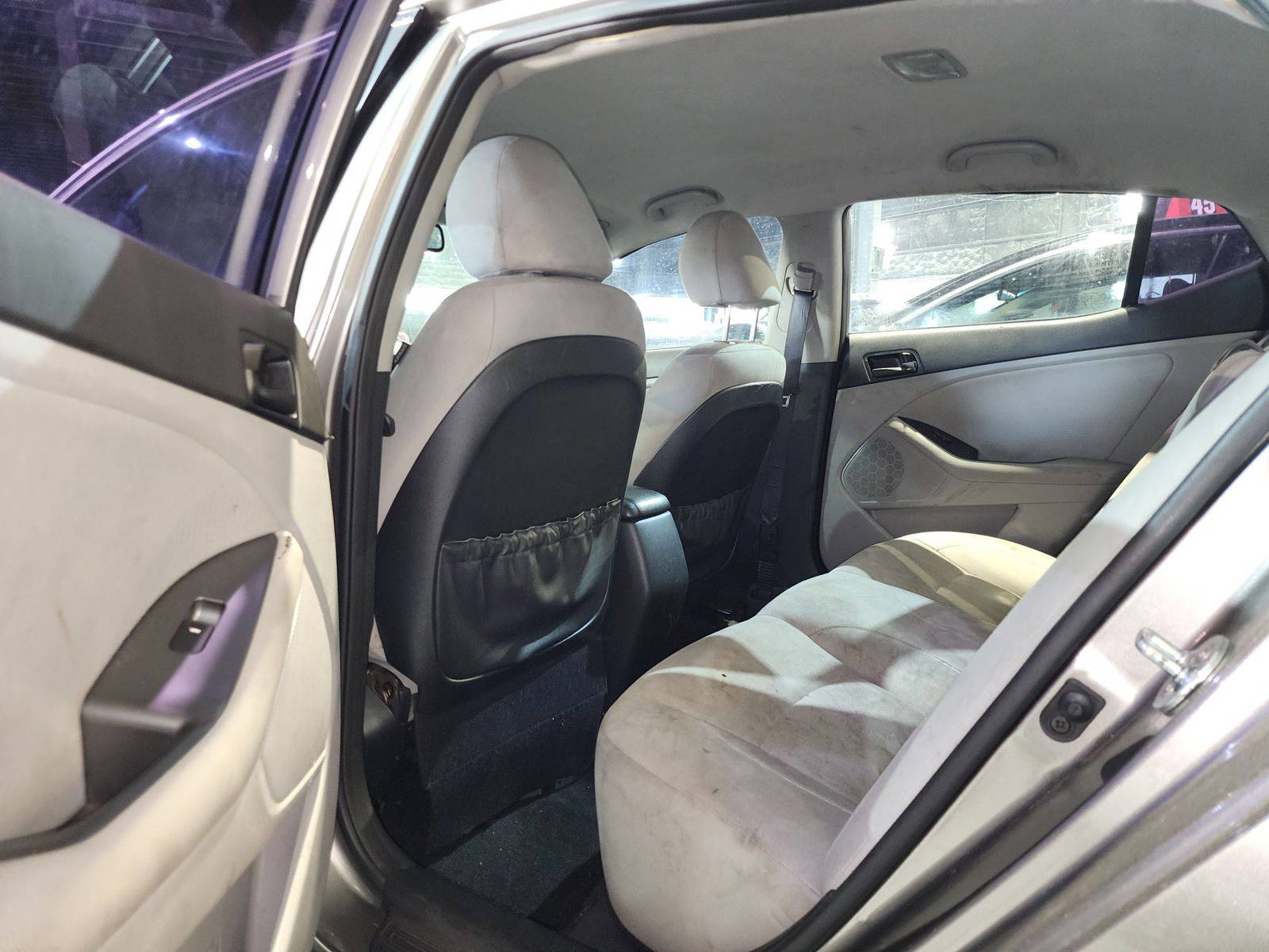 2015 KIA OPTIMA — 160727 Miles — Lot 303424 — Souq - Marhaba Auctions Used Cars - Image 3