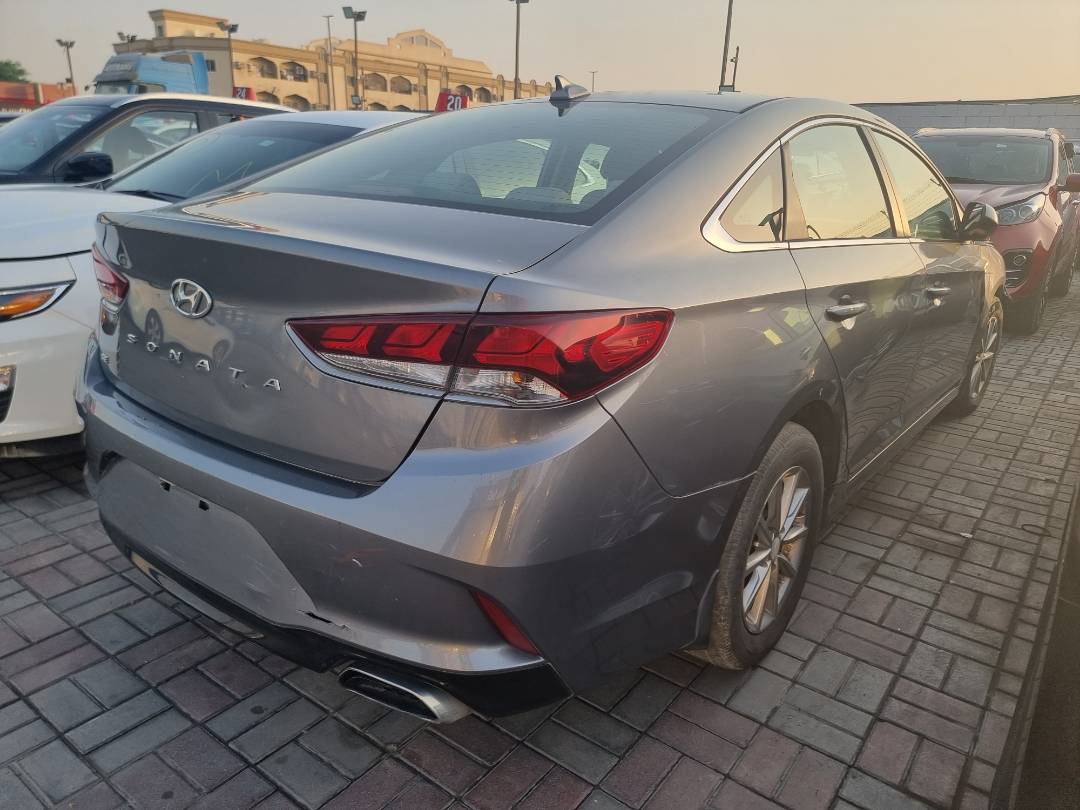 2018 HYUNDAI SONATA — 122918 Miles — Lot 710512 — Souq - Marhaba Auctions Used Cars - Image 5