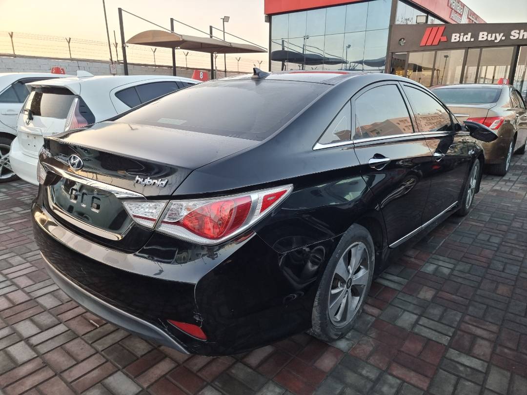 2012 HYUNDAI SONATA — 144122 KM — Lot 215487 — Ind. 12 - Marhaba Auctions Used Cars - Image 4