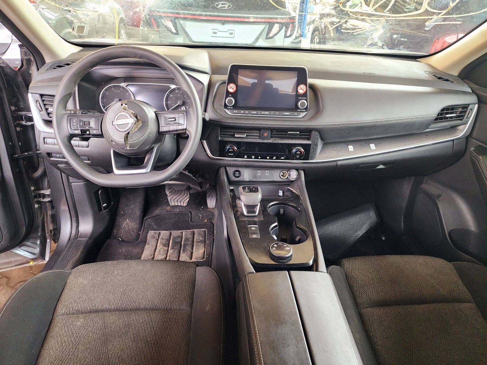 2024 NISSAN ROGUE — 17825 Miles — Lot 0RC705386 — Souq - Marhaba Auctions Used Cars - Image 7