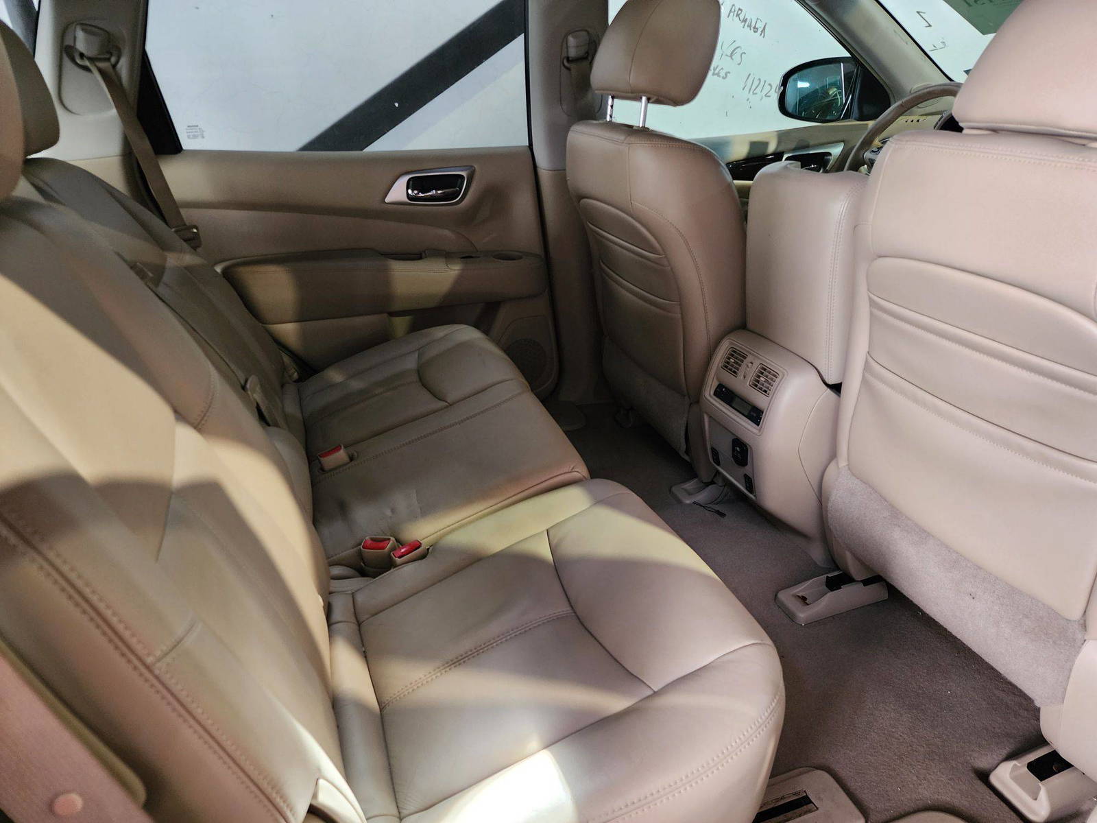 2013 NISSAN PATHFINDER — 155365 Miles — Lot 626508 — Al Quoz - Marhaba Auctions Used Cars - Image 3